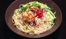 家乡的风味小吃——凉面