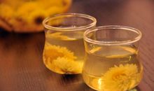 母亲的菊花茶