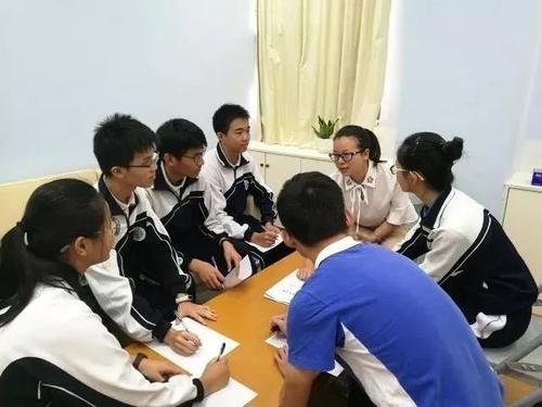 塞罗伊高中生活