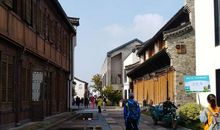 喜看社会新面貌