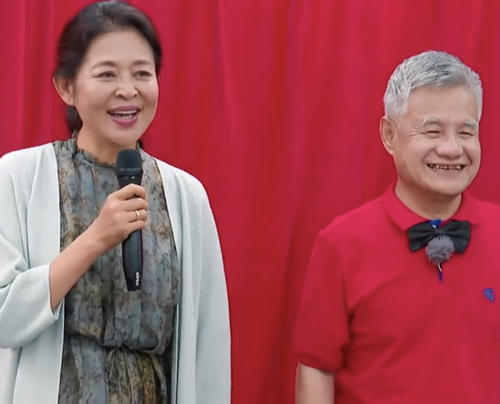 我不能忘记笑声。
