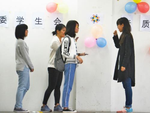 一个有趣的游戏 - 