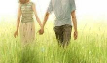 站在烦恼了仰望幸福作文