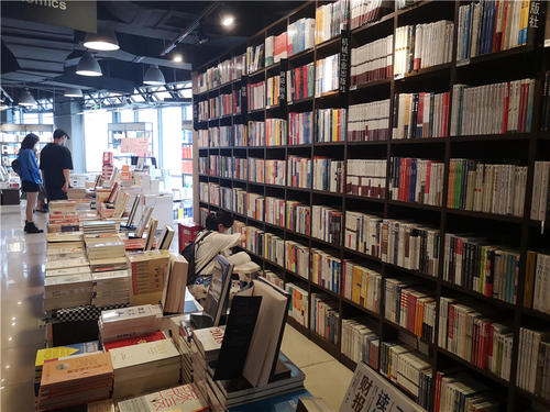 物理书店的生存