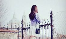 一个人的时候，会很孤单_400字