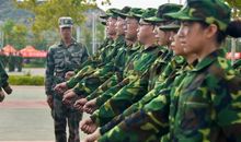 火热军训伴我成长