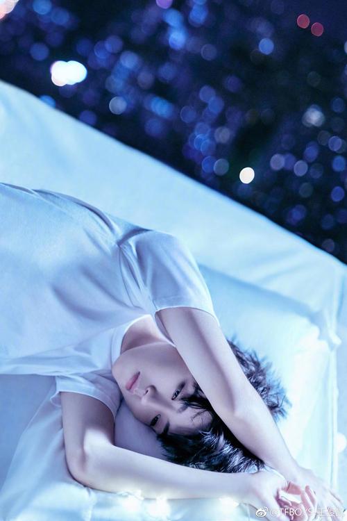 在半夜爱