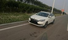 青春路上明媚的光