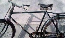 爸爸的老式自行车