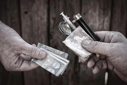 不要让你的梦想死去_450字