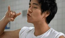 那个起身打动了我