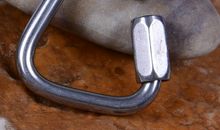 逃生（上）_600字