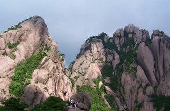 旅游黄山莲花峰