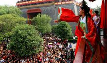 中秋节习俗——抛帕招亲