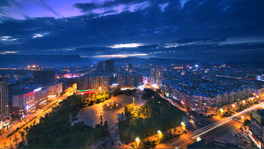瓷器夜景_400字