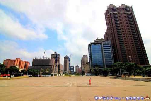 演绎音乐美，感受了年轻的活力_1000字