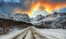 冬天好段好句：黄昏的雪_800字