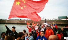 2017-2018四年级期末作文：五星红旗飘扬_500字