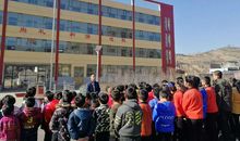 4月份国旗下讲话：牢固树立生命安全意识