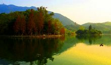 游九女仙湖_700字