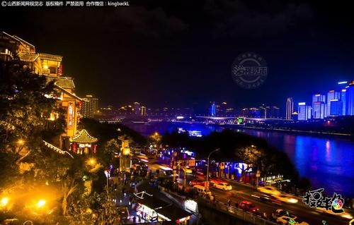 迷人的山区夜景_400字