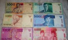 人民币中的旅游胜地_800字