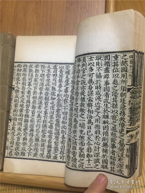 在这个浮躁的世界中,我们经常只看到结果,但他们看不到它背后的本质。私人思想将是缺乏文化。当中国的武术遍布全国各地时,中国的武术因住房价格上涨而无法承担;当孔子研究所都在世界各地时,我们忘记了骨头的文雅娅;古老的书只是一种装饰,我们不会感受到它的深刻魅力,而且一个国家很伤心。