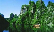 纯洁的宝峰湖_300字