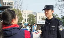 国旗下讲话：学雷锋 做诚实守信好少年