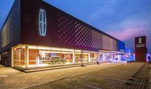 用渐丰的羽翼去飞翔_800字