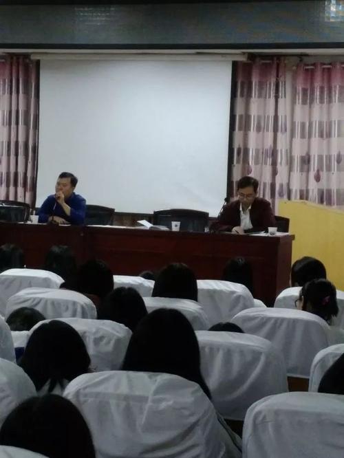 高考前入学考试教师动员演讲