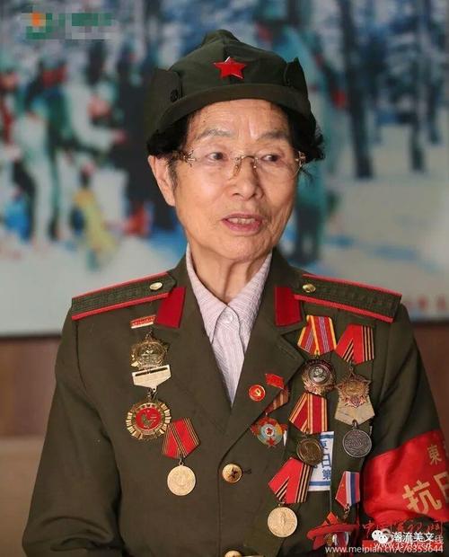 冰红衣主教散文欣赏：我的朋友 -  Merry Wang Shizhen_3000字