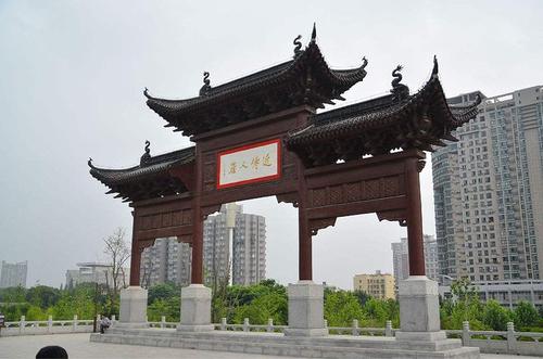 江山王_100字