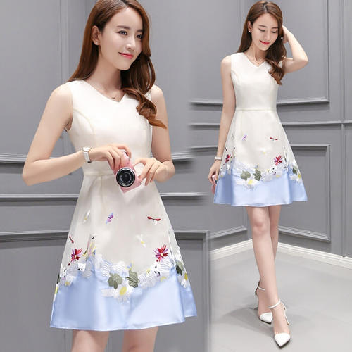 在夏天，我们必须传播_700字