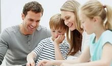 她也曾走过和我同龄的世界_1200字