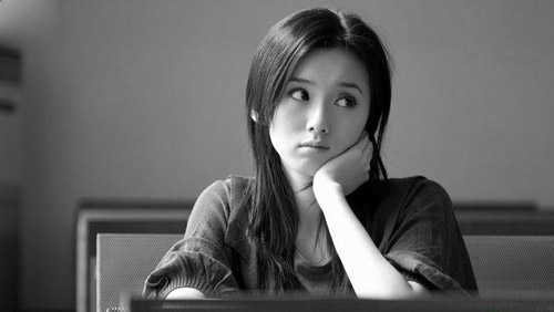 自称为北京电影学校的花卉令人惊叹的水平是不少于范炳子赵伟8