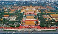 关于故宫的作文：游览故宫_550字