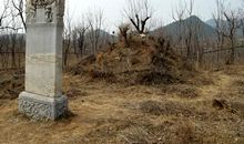 姜卿华之墓_800字