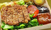 [劳动节]装满爱的饭盒_1500字