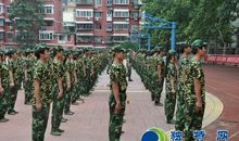 2018年经典搞笑的军训拉歌口号