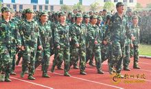 大学军训班级口号