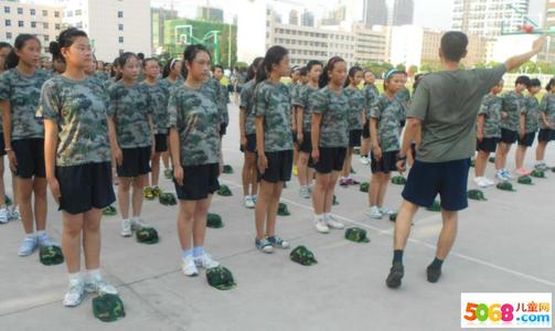 美丽的军事训练_500字