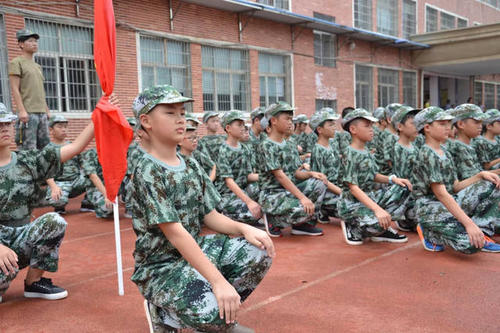 军事训练是感觉：持久性是胜利_300字