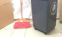 扫帚簸箕和垃圾筒_200字