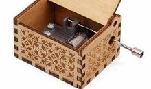 THE MUSIC BOX_2000字