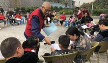 读书活动演讲稿：我为人师，情在书香