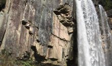 再记百丈飞瀑_750字