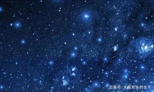 抬头看着星空_500字