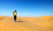 行走在孤独中_800字