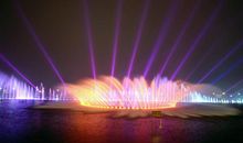 音乐喷泉广场_450字